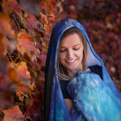 Hooded Blanket - Blue Christmas Snowflake